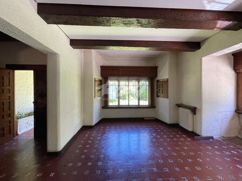 xr:d:DAFUqqix3qg:408,j:8228492398562092672,t:24011813