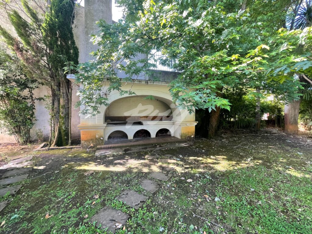 xr:d:DAFUqqix3qg:408,j:8228492398562092672,t:24011813