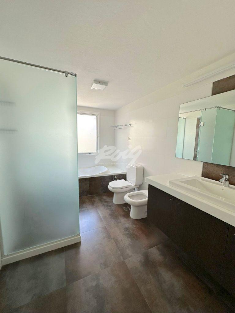 WhatsApp Image 2025-11-04 at 11.22.02 (16)