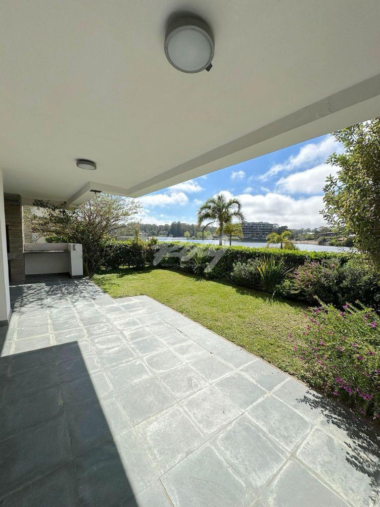 WhatsApp Image 2025-11-04 at 11.22.02 (6)