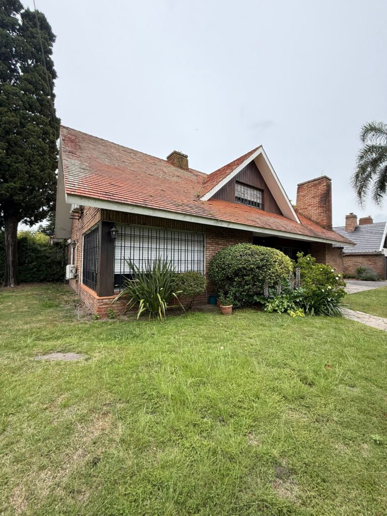 WhatsApp Image 2025-11-07 at 10.44.58 (2)