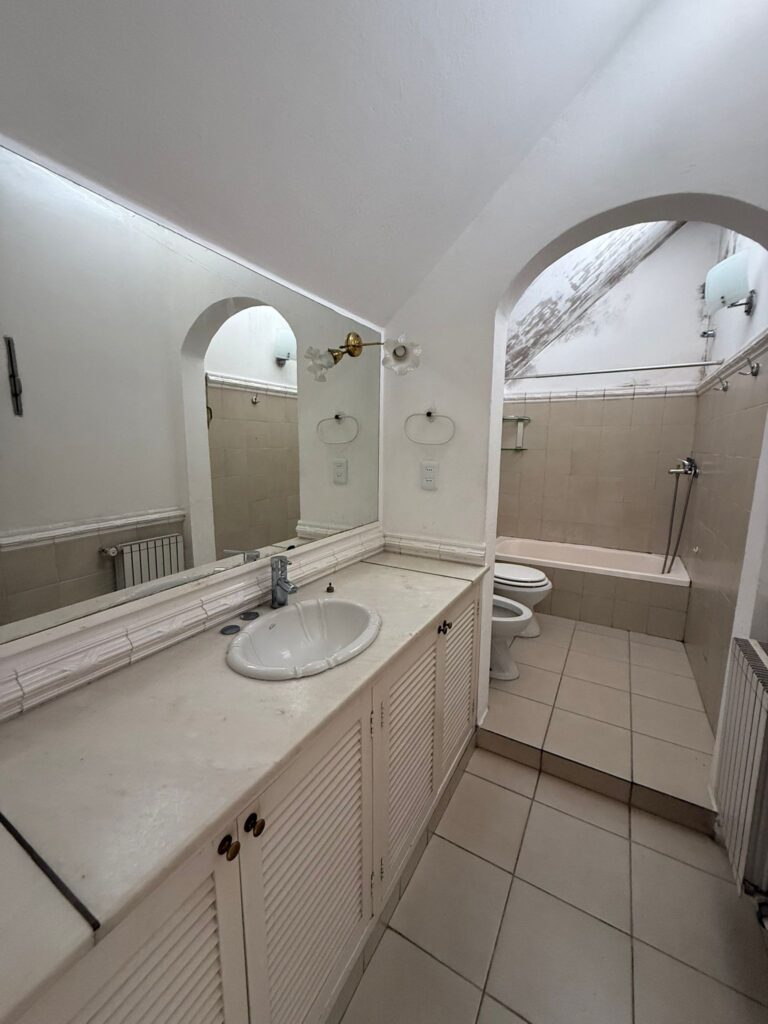 WhatsApp Image 2025-11-07 at 10.44.59 (1)