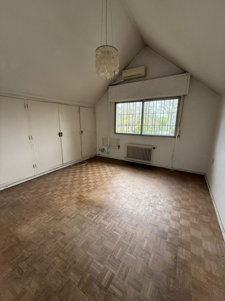 WhatsApp Image 2025-11-07 at 10.44.59