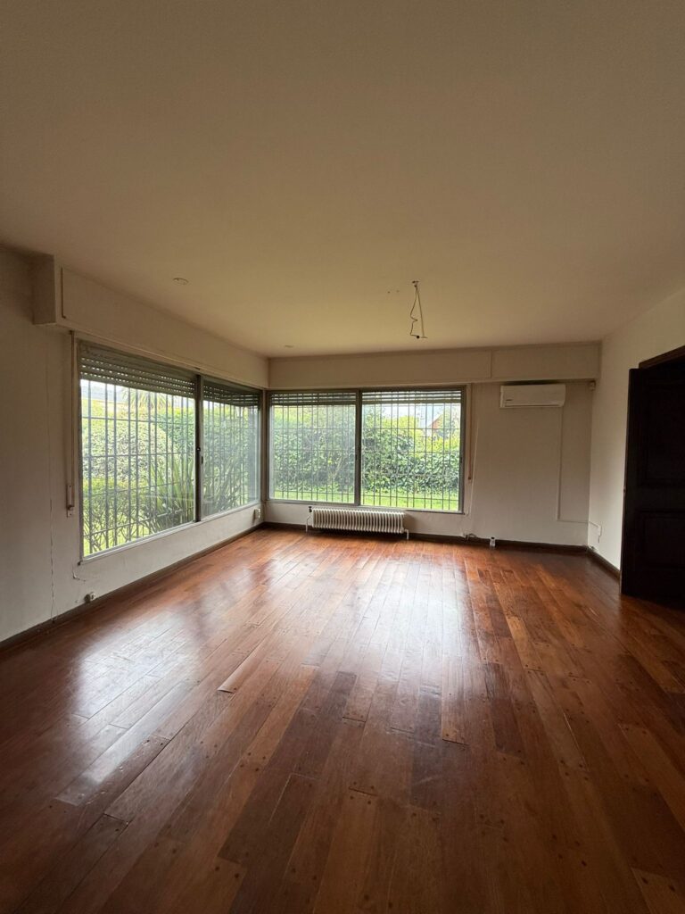 WhatsApp Image 2025-11-07 at 10.45.00 (3)