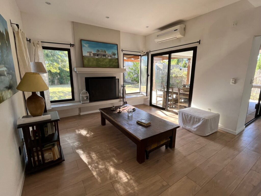 WhatsApp Image 2025-11-07 at 11.48.18