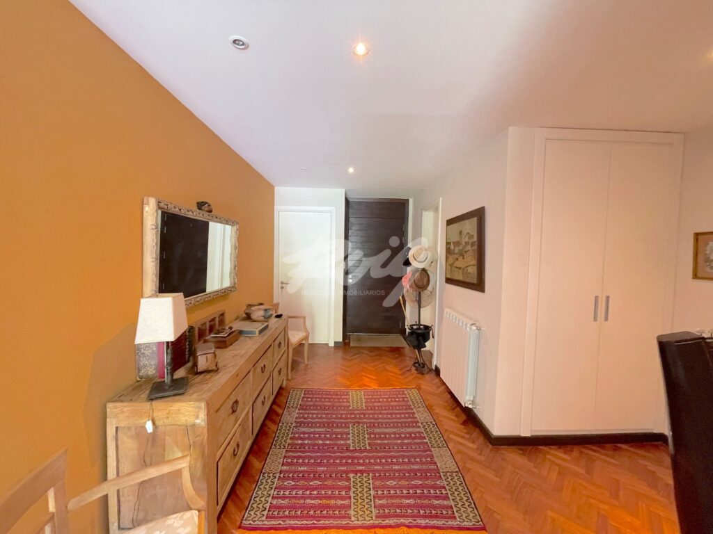 xr:d:DAFUqqix3qg:403,j:1869406740476216093,t:23122014